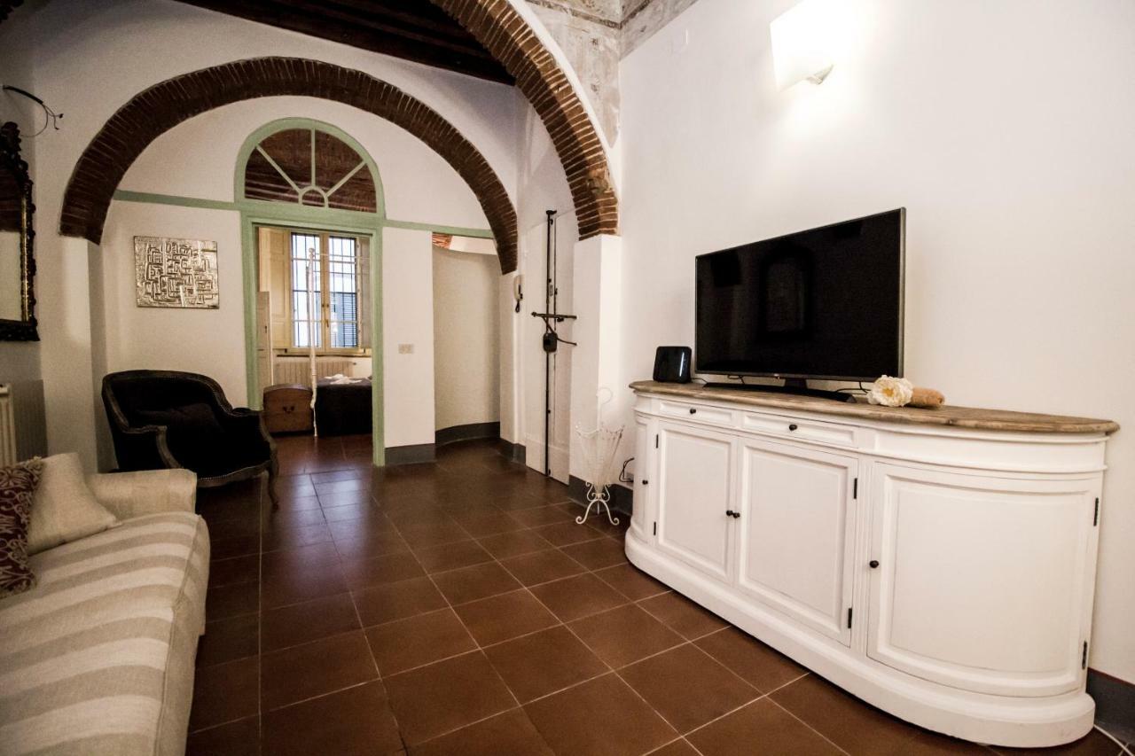 Innpisarentals 2 - Pisa Shabby Flat Экстерьер фото